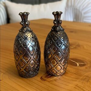 Vintage 1950's Eleanor Claire Pineapple Salt and Pepper Shakers